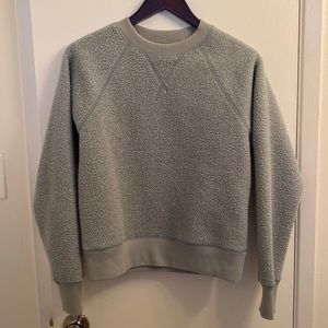 Everlane Renew Fleece Raglan Sweatshirt